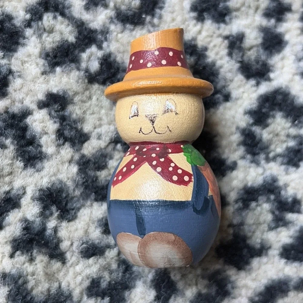 Vintage‎ Hand Made Painted Wooden Bunny Farmer Figurine 3